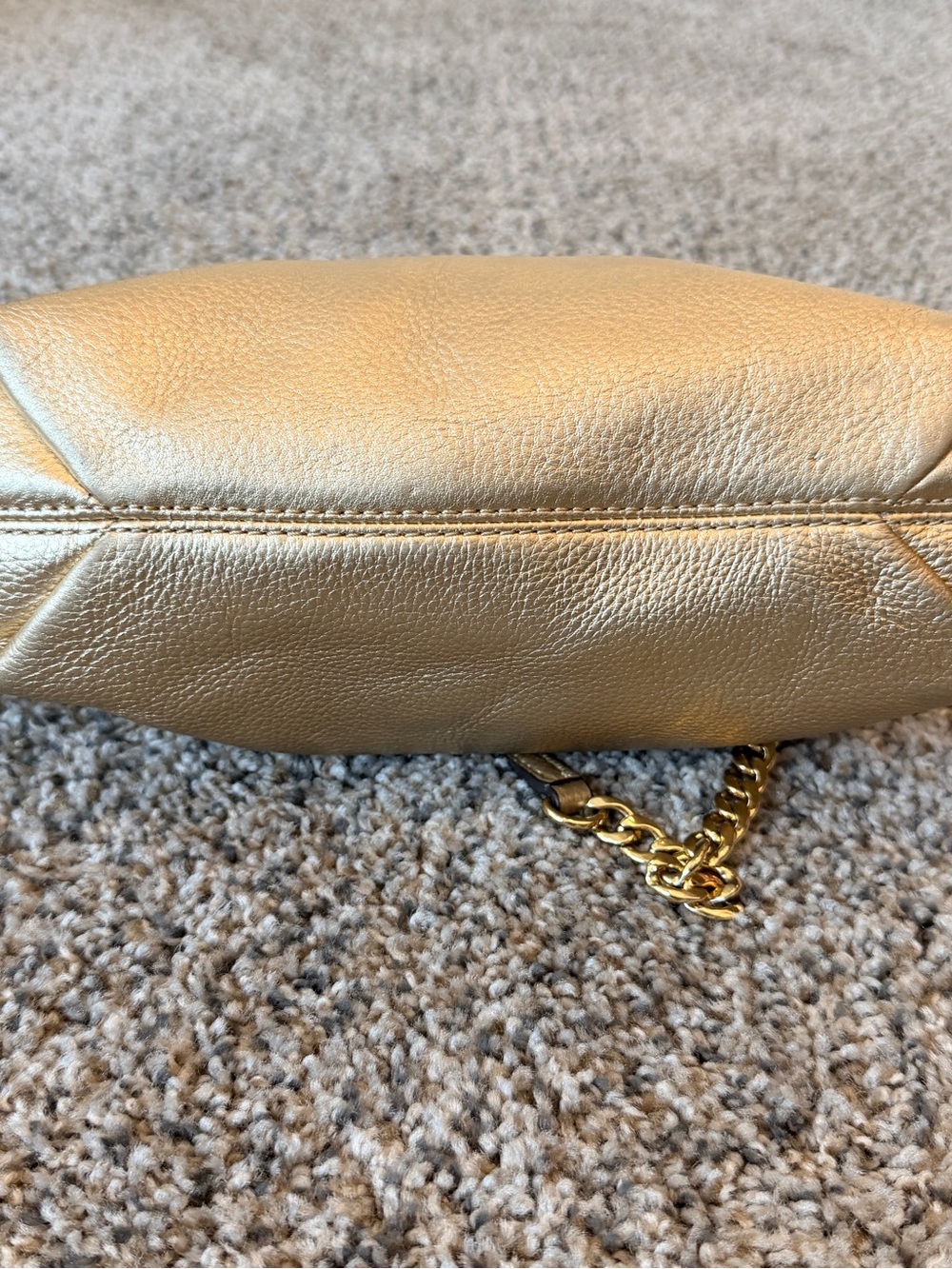 Michael Kors Metallic Gold Leather Shoulder Bag with Chain Straps - Picture 5 of 8